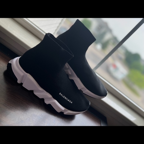 COPY - Balenciaga Sockrunners: Size 8.5 Women’s - Picture 2 of 2